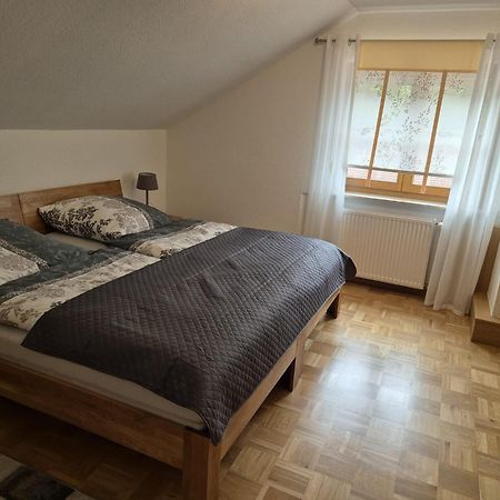 Moderne Ferienwohnung Auf Dem Weingut Monzingen Exterior photo